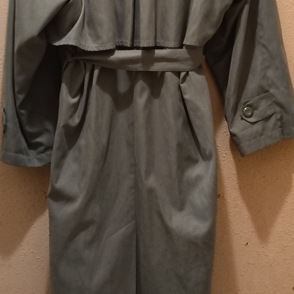 London Fog Trench Coat - Picture 9 of 11